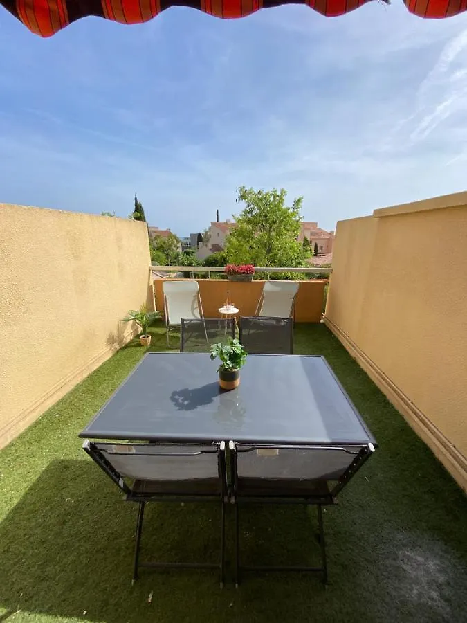 Superbe Appartement Avec Grande Terrasse Carqueiranne Apartment